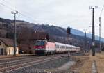 1144 074 kehrt mit dem IC 793 'Millstätter See' (Klagenfurt-Salzburg) nach Salzburg zurück.