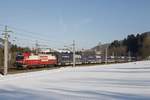 1116 232 mit Railjet bei Kindberg am 25.01.2017.