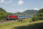 1216 231 mit Railjet in Bruck/Mur Übelstein am 13.06.2017.