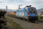 1016 023 (Kyoto) mit Gterzug bei Niklasdorf am 7.11.2013.