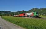 1116 159 und 1116 253 sind am Abend des 30.04.2018  mit einem umgeleiteten Güterzug in Micheldorf (OÖ)  durchgefahren!