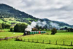 73.019 fährt mit dem Sdz 900 (Zell am See - Krimml) , nahe der Haltestelle Stuhlfelden Siedlung vorüber.
Aufgenommen am 8.9.2018.