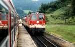 Im Juni 1991 kreuzen sich die Züge nach Waidhofen an der Ybbs mit 2095 008-5 und nach Lunz am See mit 2095 005-1.