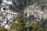 RJ-650  durchfhrt und berquert den Krausel-Tunnel und Viadukt.