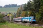 Schon seit 10 Jahren ist die 1016 023 als Kyoto-Lok unterwegs. Hier zieht sie den EC158 (Zagreb - Wien) am 6.10.2014 bei Klamm-Schottwien über den Semmering.