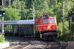 CZA 1040 013-3 mit dem SR 14394 am 12.Juli 2015 bei der Einfahrt in die Hst.