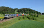 Am Morgen des 23. Mai 2018 war der Metrans-Zug 41501 (EVU RPA) mit der 386 011 in Richtung Linz unterwegs und wurde von mir im  Semmelbauerborgen  fotografiert.