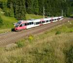 4024 177-6 als R 4937 (Spittal-Millstättersee - Mallnitz-Obervellach) am 26.8.2015 bei der Ausfahrt aus dem Bahnhof Penk.