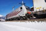 Hier nochmal die 186 284-6 aus Bodenperspektive.
Aufgenommen am 12.2.2016 bei einem außerplanmäßigen Betriebsaufenthalt in Angertal.