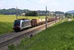 Die 1216 025 mit Güterzug bei Köstendorf am 25.05.2014