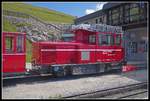 VZ31 steht am 16.08.2018 im Bahnhof Schafbergspitze.