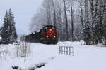 Ein zweites mal an diesem Wintertag konnte ich eine 1500erter vor dem Güterzug ablichten.