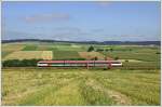 Am 14.08.2010 standen die ersten Probefahrten entlang der Westbahn zwischen Amstetten und St. Peter-Seitenstetten am Programm. Die Probefahrten fanden am abgesperrten Gleis 4 (Strecke 101) statt. Getestet wurde dabei die Zugsicherung sowie das berfahren von 'Rot'-Signalen. Die Zufhrung des Triebwagen stand am Vormittag am Programm. Am Bild zu sehen ist der GKB Stadler-GTW 5063.001, welcher versptet als SLP 95758 die Fotostelle nahe Ollersbach passierte. Dadurch verzgerte sich der Tagesplan enorm und der GKB-Triebwagen traf dann mit rund 4 Stunden Versptung wieder am Wiener Westbahnhof ein.