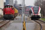 Groß Sankt Florian in der Weststeiermark. Hier zusehen eine Zugkreuzung mit einem Leerabraumzug. 27.11.2013
