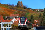 Nachschuss auf den gen Graz fahrenden GTW bei Deutschlandsberg an diesem wunderbaren Herbsttag .