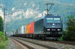 185 545 der Mitsui Rail Capital Europe (MRCE) bespannt am 6.10.2005 den LTE Containerzug 43937 von Duisburg nach Graz