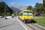 Regionalzug 8930 der Montafonerbahn bei der Abfahrt im Bahnhof Tschagguns in Richtung Bludenz, Anfang Oktober 2012