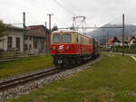 Mit einem Personenzug erreichte E14 der NÖVOG (als ÖBB 1099.014) den Bahnhof Mariazell. (29.09.2021)