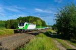 487 001 SETG mit einem leeren Holzzug bei Postbauer-Heng Richtung Nürnberg, 27.07.2020