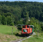 Die StLB VL 12 war am  25. Juli 2018 mit dem Vormittagszug von Birkfeld nach Weiz unterwegs, und wurde von mir kurz vor der Haltestelle Peesen fotografiert.

Diesllokfahrten finden noch bis 31.08.2018 Mittwoch und Donnerstag mit zwei Zugpaaren statt.

https://www.feistritztalbahn.at/fahrplan-preise-sonderfahrten/