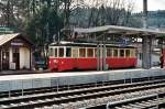 BD4ET Nr. 26.111 der Lokalbahn Vcklamarkt-Attersee im Bahnhof Vcklamarkt im Mrz 2004