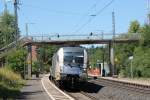 ES64U2 - 024 (WLB) mit einem Containerzug in Hagenbchach am 2.8.2013