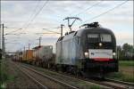 ES64U2-027 fhrt am 21.09.13 den SKGAG 93879 von Wien Donaukai nach Ebenfurth, und erreicht in wenigen Minuten den Endbahnhof.