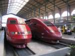 paris-gare-du-nord 2 Thalysgenerationen (4540 + 4307)in Paris Gare du Nord