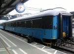 EIN SCHLAFFWAGEN DES EN 210 MIT DER ORDNUNGSNUMMER 201 NACH ...