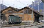 B2060 und C2012 vor dem G�terschuppen Landquart. (22.12.2009)  ...