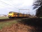plan-t 505 mit Eilzug 3651 Zwolle Roosendaal bei Dieren am 10-2-2000. Bild und scan: Date Jan de Vries.