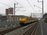 944, 815 und 867 mit Regionalzug 6060 Tiel-Utrecht CS auf ...