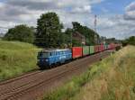 Die ET22 173 mit einem Containerzug am 20.07.2012 unterwegs bei Kunowice.