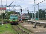 EU 07-127 mit dem D83100 Stettin (Szczecin) - Przemysl bei Einfahrt in Breslau Hbf. (Wroclaw Glowny) - 01.06.2005
