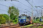 EU07 1526 mit ihrem tglichem Containerzug Richtung Sden bei der durchfahrt in Katowice-Ligota. (30.04.2014)