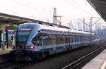 PKP Intercity ED 74-014 als TLK 18106 von Terespol nach Pila Glowna.
Fotografiert am 7. Dezember 2015 im Bahnhof Warszawa Wschodnia.