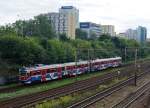 Privatbahnen in Polen: WKD S-Bahn mit EN 94-33a bei Warschau am 14. August 2014.  
Foto: Walter Ruetsch