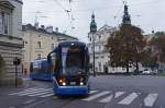 STRASSENBAHNBETRIEBE IN POLEN  Strassenbahn KRAKAU  Niederflurgelenkwagen des Typs Bombardier NGT6 Nr.