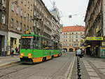 Konstal 105Na 190 als Linie 20 auf dem Plac Wolnosci in Poznan (Posen) am 28. April 2017.