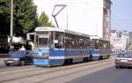 Tram 2458 ist hier auf der Linie 11 in Richtung Wroclaw Glowny unterwegs.