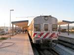 LAGOS (Distrikt Faro), 31.01.2005, ein Triebzug BR 0600 im Endbahnhof Lagos; dieser Zug fährt in Kürze zurück nach Faro