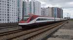 Alfa Pendular in Richtung Porto in Bahnhof Lissabon Oriente am 06.06.2017