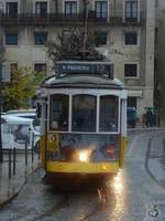 It´s raining man, HALLELUJA! Mein nassester Urlaub seit Jahren. Ein Remodelado in Lissabon konnte da wenig die Urlaubsstimmung heben. (Dezember 2016)