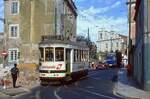 Lissabon Tw 266 in der Calcada da Boa Hora, 11.09.1990.