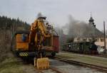 Presnitztalbahn Am 29.04.10 versteckt sich IK No54 mit dem DGEG Charterzug in Schl�ssel hinter dem Schwellenwechsler.