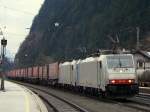 Railpool 186 Tandem mit Wiener express in Brixlegg.08.12.2009  ...