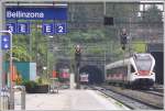 rabe-524-flirt TILO Flirt Reihe 524 bestreiten den Nahverkehr im Tessin und der angrenzenden Lombardei. (27.50.2010)