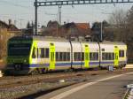 NINA RABe 525 11 wartet als S5 nach Bern in ...