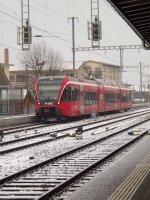 RABe 526 284 als S52 nach Bern in Kerzers, den ...