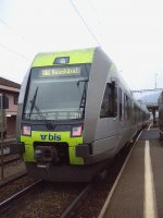 L�tschberger RABe 535 111 ...  Reto M�der 16.12.2009